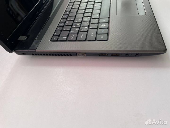 Ноутбук Acer Aspire 7560G