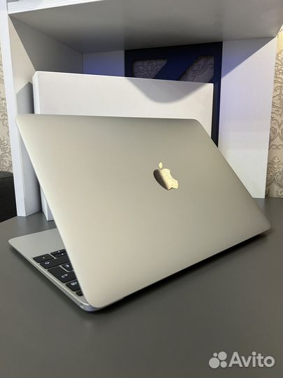 Apple MacBook 12 retina 2017