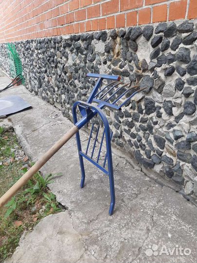 Рыхлитель ручной