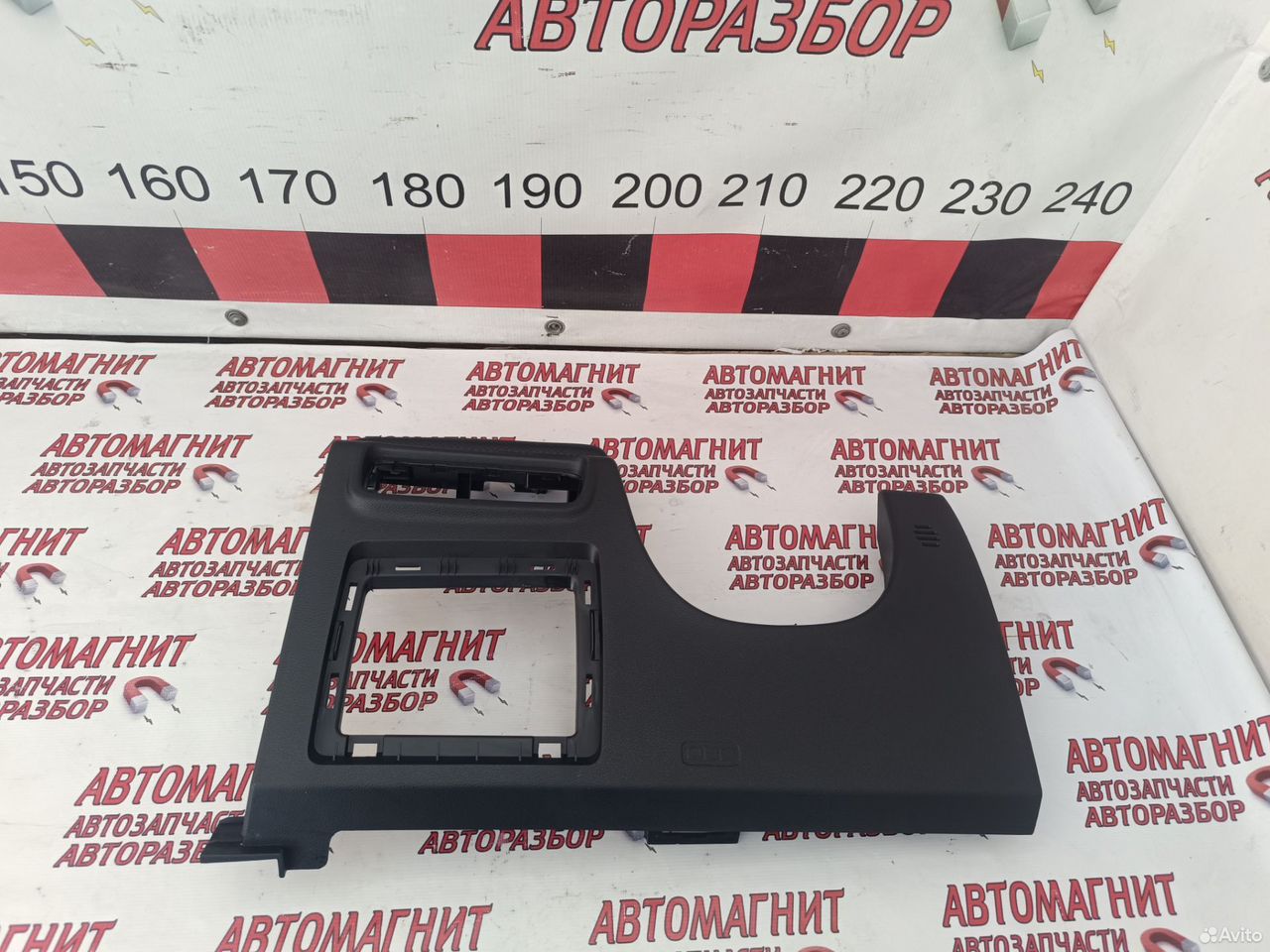 Накладка панели левая Jac J7