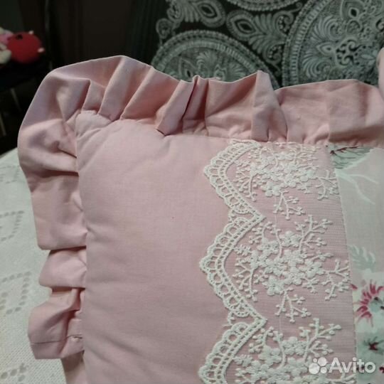 Набор бортиков в кроватку