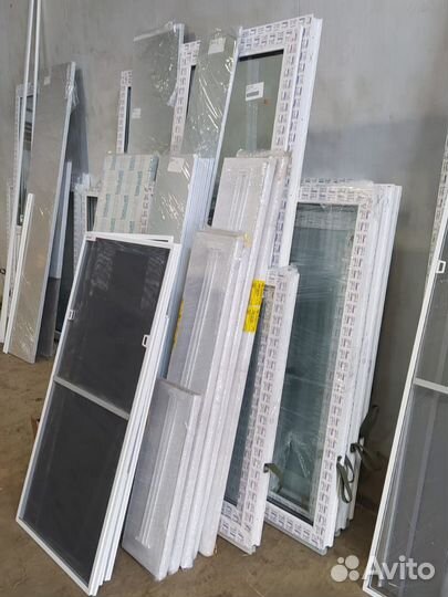 Пластиковые окна и двери новые