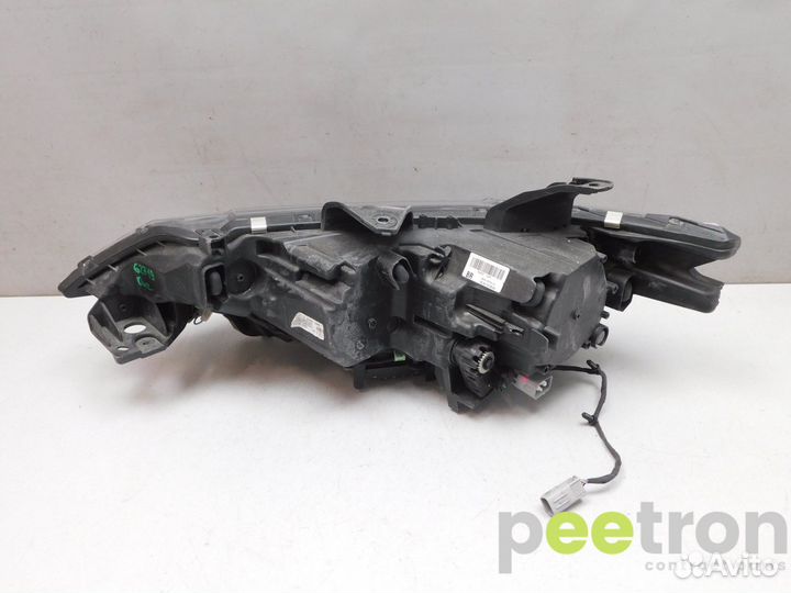 Б/У Б/У Фара правая б/у 8301D332 mitsubishi