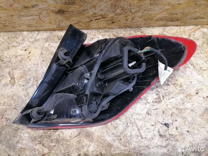 Фонарь задний левый Citroen C4 2 B7