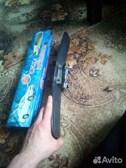 Зеркало заднего вида