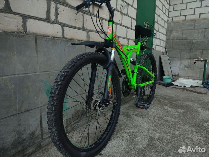 Велосипед maxxpro