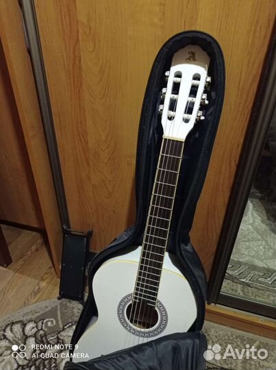 Классическая гитара, подростковая