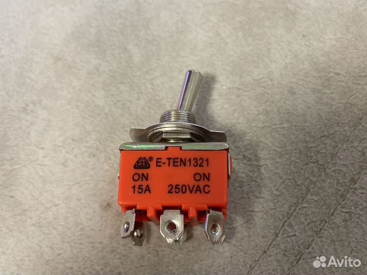 Тумблер 250V 15А