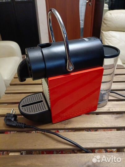 Кофеварка капсульная nespresso delonghi EN 126