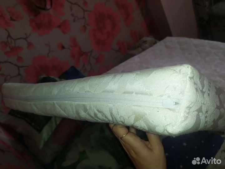 Матрас в детскую кроватку б/у