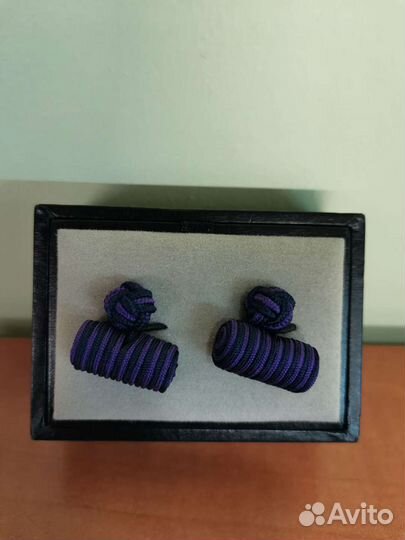 Галстук и запонки новые оригинал