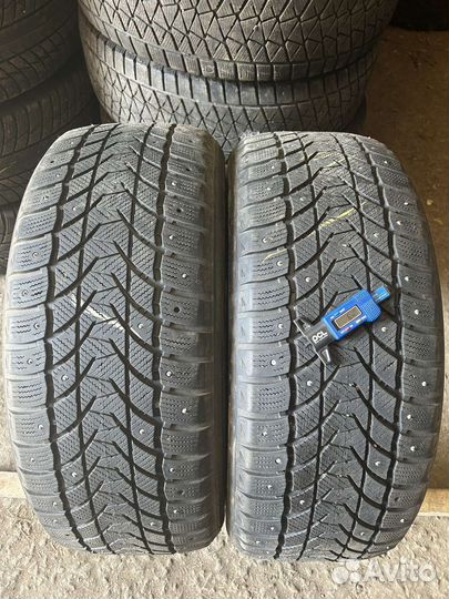 Tri Ace Snow White II 255/45 R20