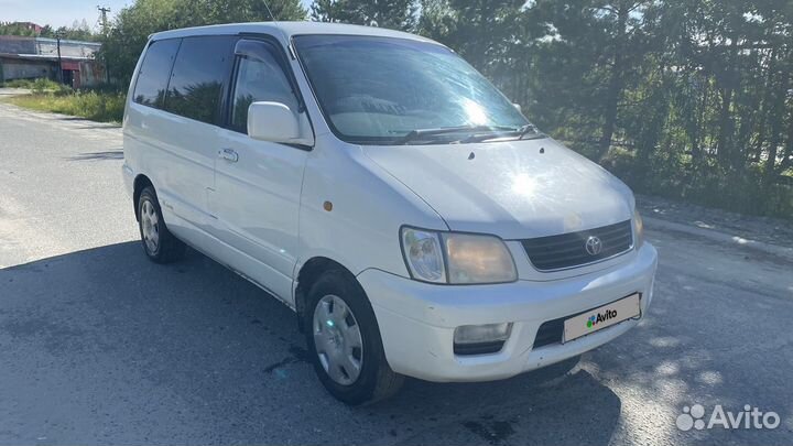 Toyota Lite Ace Noah 2.0 AT, 2001, 317 000 км