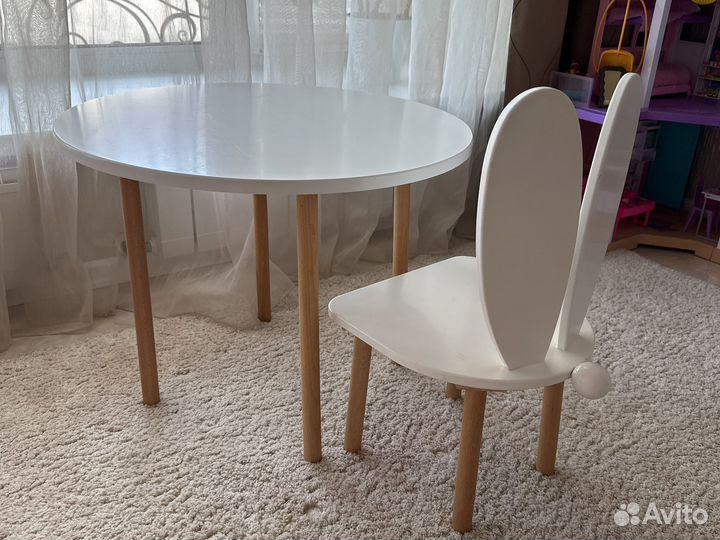 Стол и стульчик