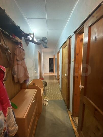 4-к. квартира, 66 м², 1/3 эт.