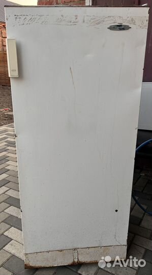 Холодильник ЗИЛ-63 в рабочем состоянии