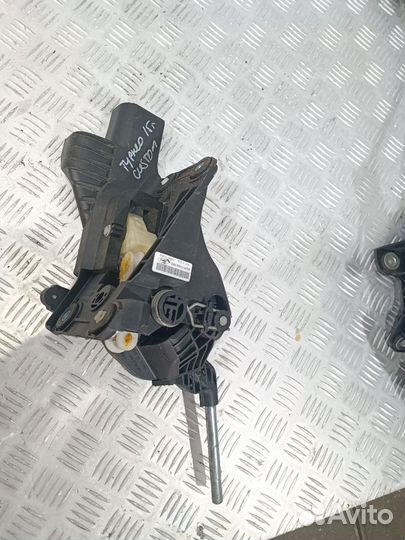 Кулиса Ford Tourneo Connect