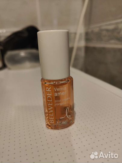 Лак-препарат против обгрызания ногтей