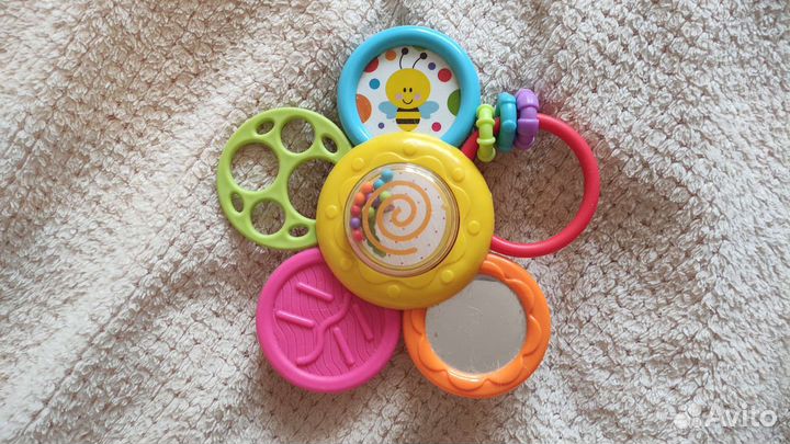 Музыкальные и развивающие игрушки