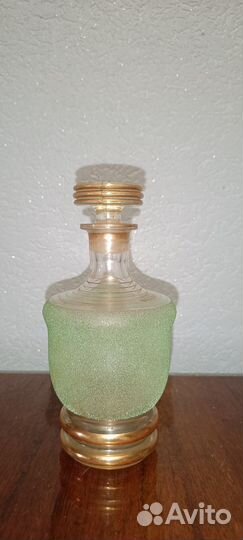 Графин хрустальный с крышкой