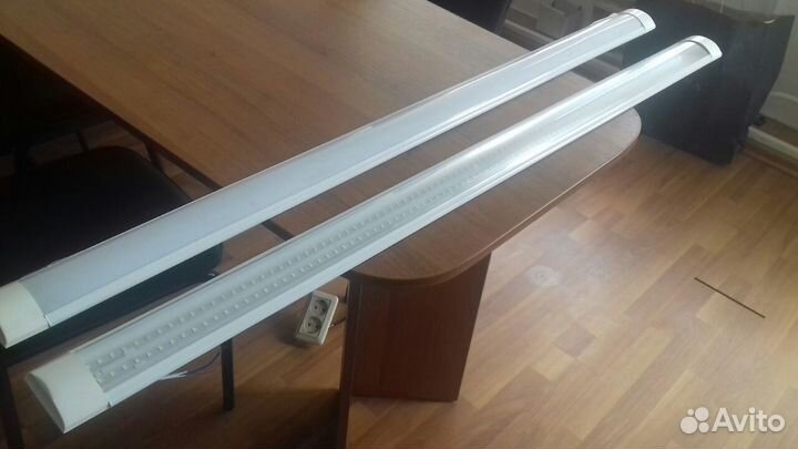 Линейный LED светильник 40 вт,1200 мм опал,призма