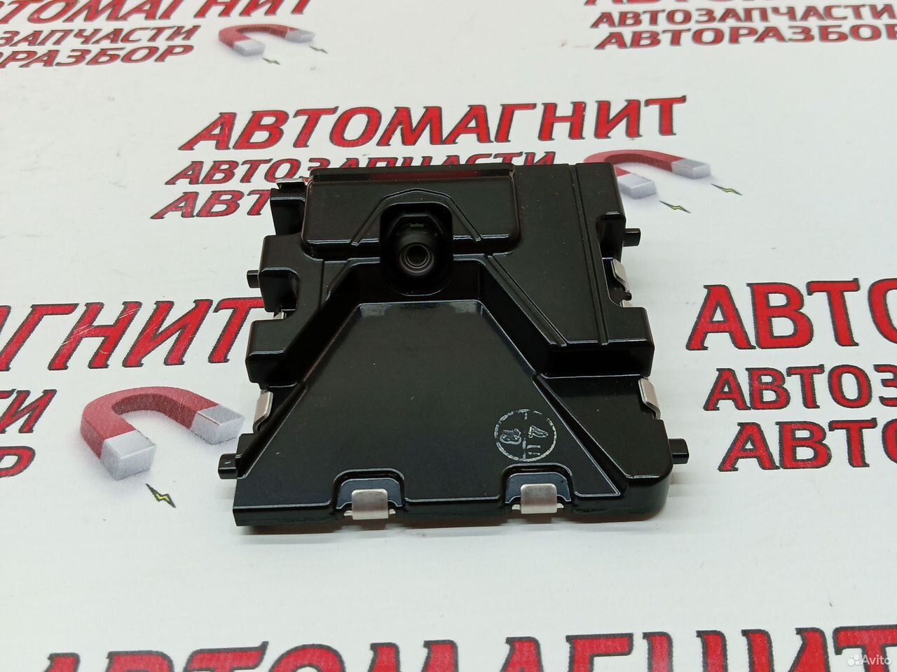 Камера передняя Тойота Рав 4 ха40