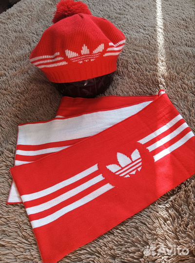 Берет,шарф и перчатки adidas