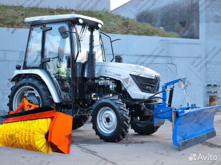 Коммунальный трактор Скаут T-504C с навесным