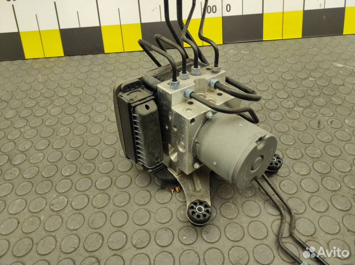 Блок управления тормозами/насос ABS BMW 5-Series