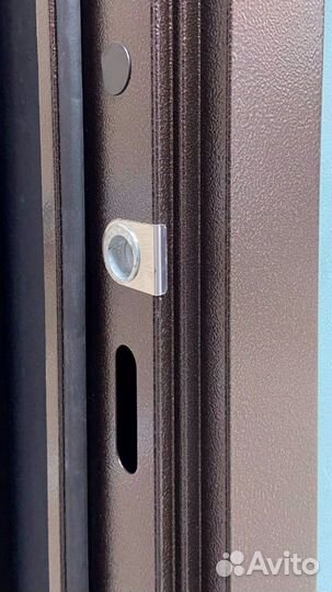 Входная дверь