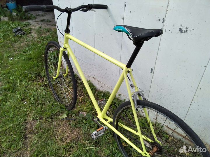 Велосипед шоссейный рама хвз