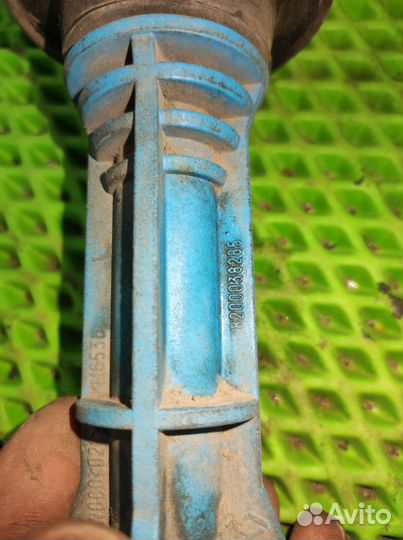 Опора задней пружины Renault Megane 2