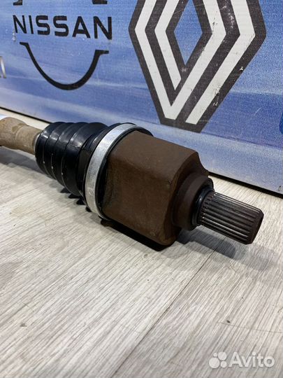 Привод подвески колеса Nissan almera G15 Лев