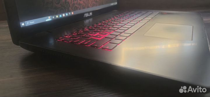 Asus ROG 17'3 FHD