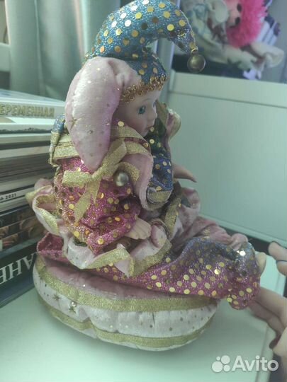 Кукла фарфоровая коллекционная