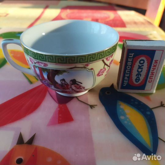 Фарфоровый чайный набор