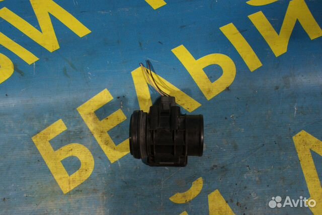 Датчик массового расхода воздуха Mazda 323F BA