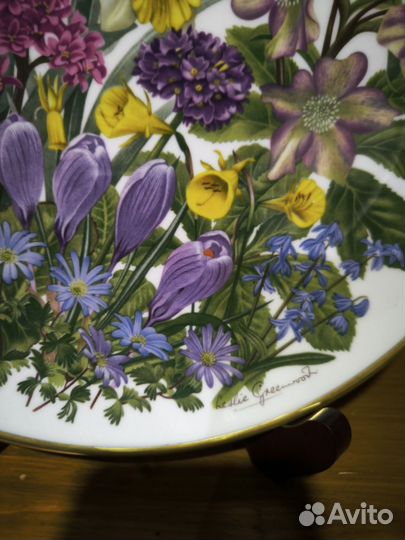 Тарелка декоративная цветы Wedgwood Англия