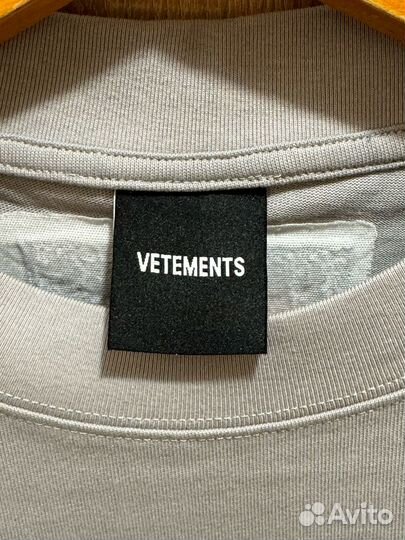 Футболка Vetements