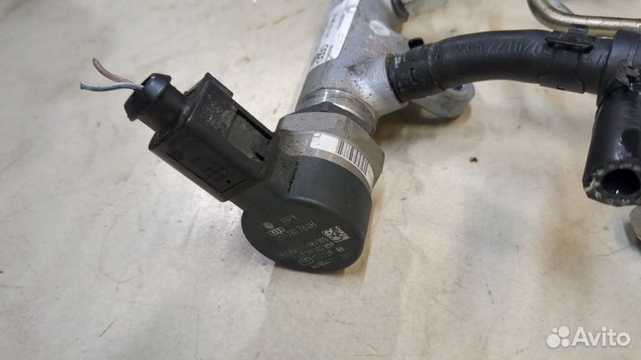 Рампа топливная Audi Q5