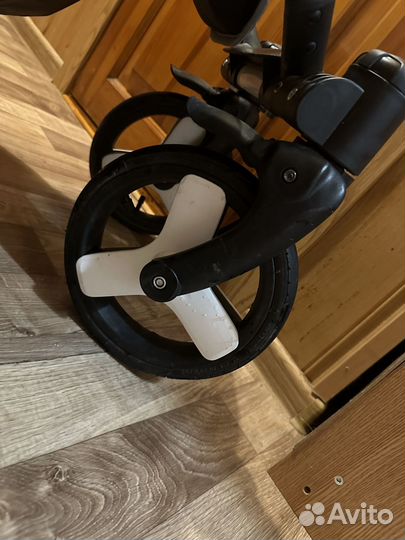 Коляска прогулочная camarelo ELF