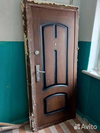 Дверь входная