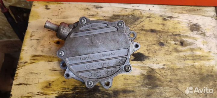 Вакуумный насос n46