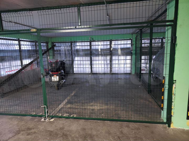 Машиноместо, 17 м²