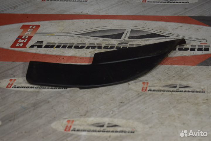 Обшивка дверей лево c Toyota Gaia ACM10G 1AZ-FSE