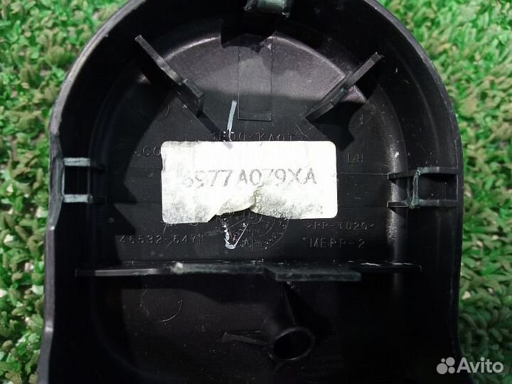 Заглушка крепления сиденья задняя левая Mitsubishi