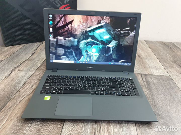 Acer aspire E5-573G в отличном состоянии