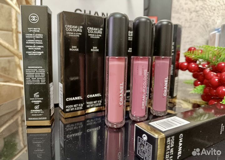 Блеск для губ Chanel