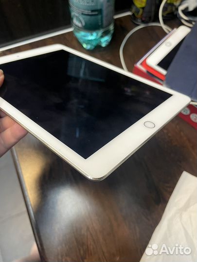 iPad air 2 64gb wifi+cellular