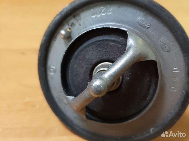 Термостат gates Mitsubishi Galant/Pajero/Santa Fe